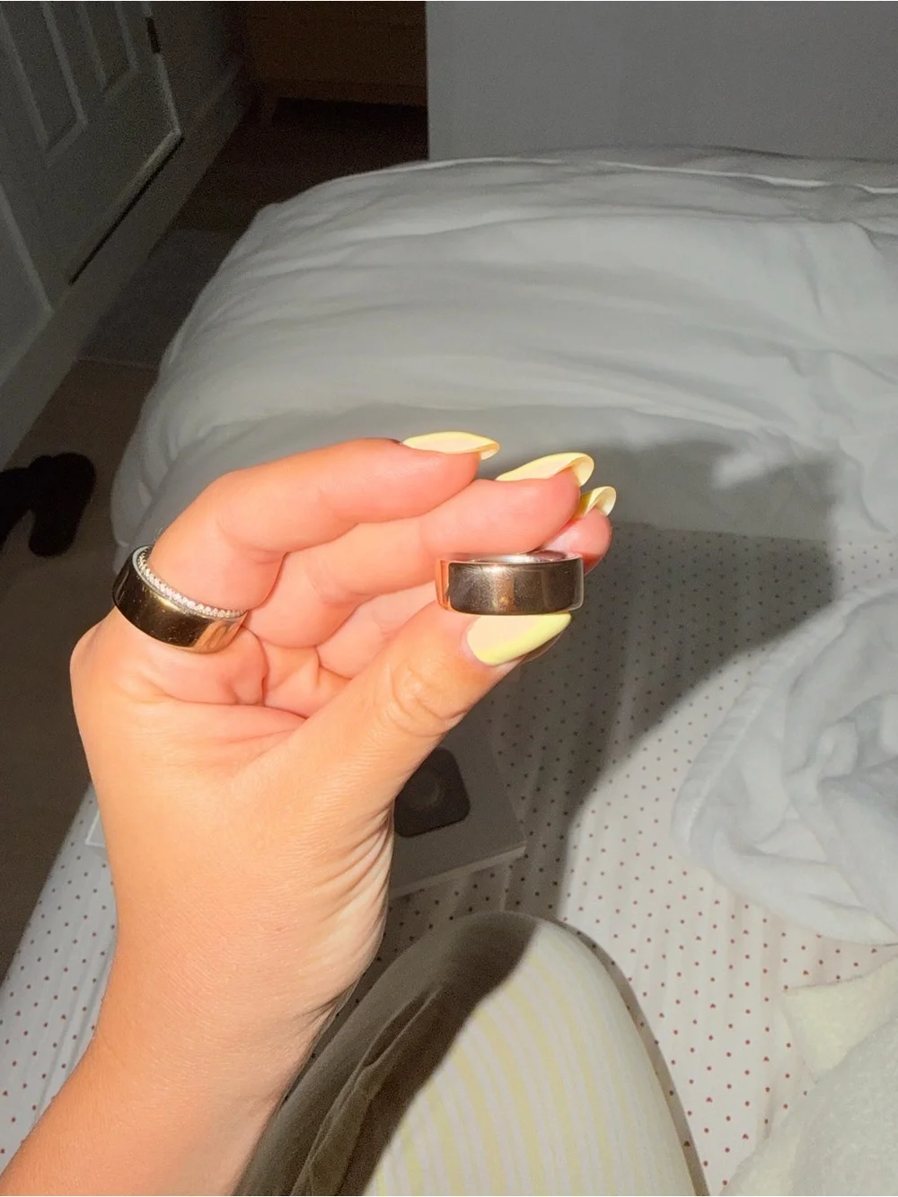 Oura Ring 4 Gen 4- Rose gold Size 8